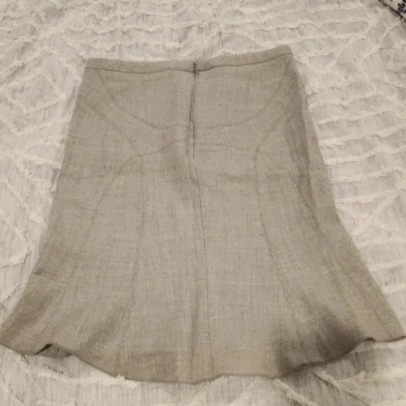 BCBGMaxAzria Gray Knee-Length Pencil Skirt Size 2 - Picture 2 of 10